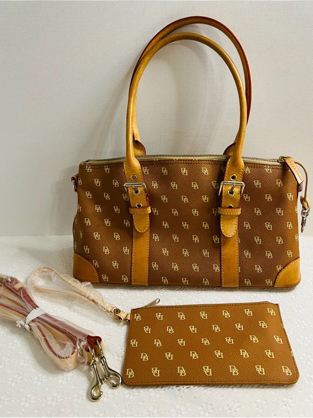 Dooney & Bourke DB Signature Logo Satchel Handbag SET New Wristlet Tan & Red